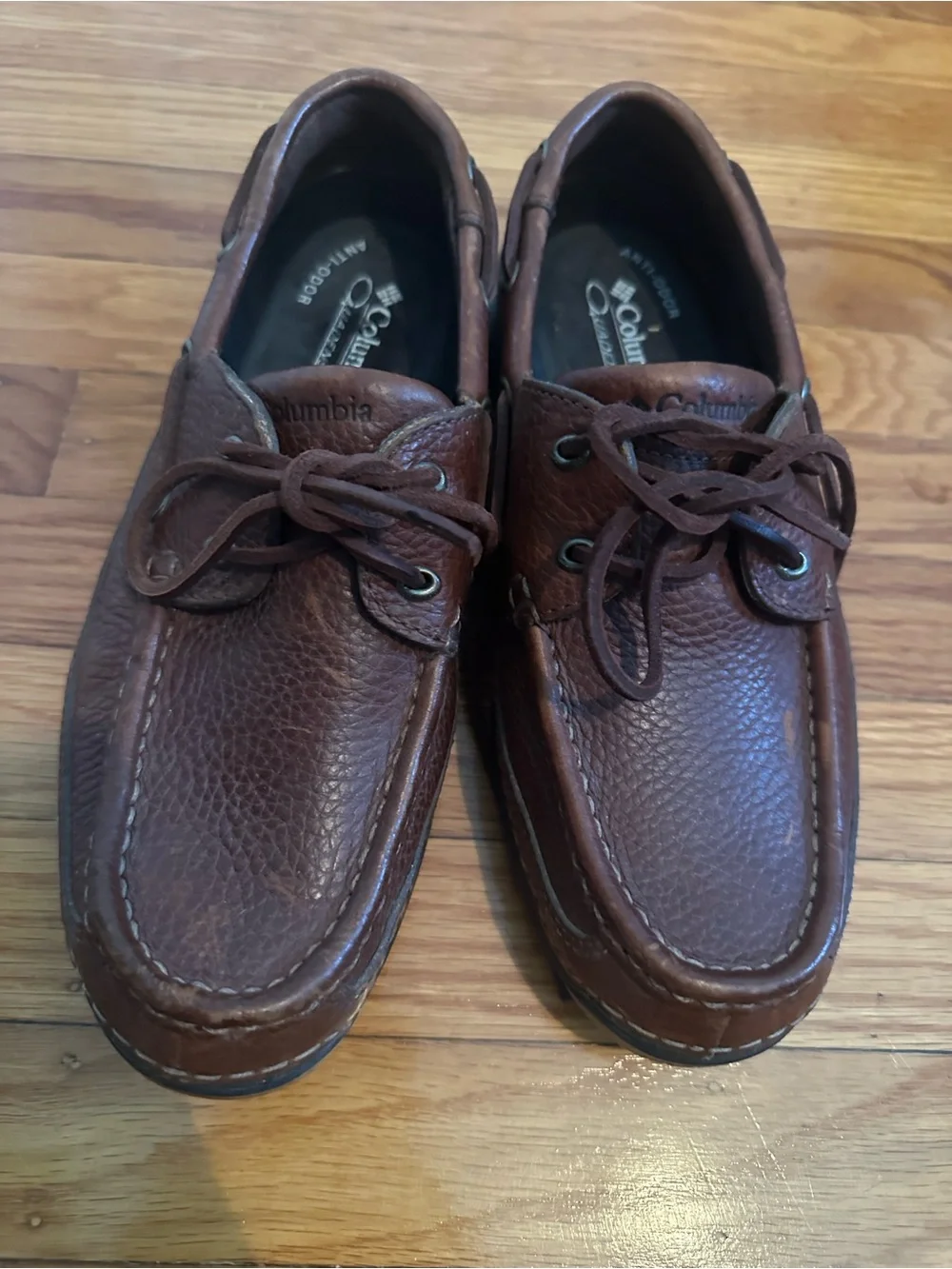 Columbia Men’s Brown Leather Boat Shoes size 8